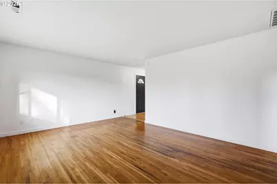 12731 NE Clackamas St, Portland, OR 97230 - Photo 5