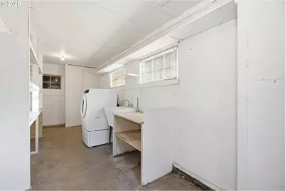 12731 NE Clackamas St, Portland, OR 97230 - Photo 19