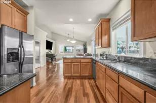 437 N 8th Pl, Carlton, OR 97111 - Photo 11