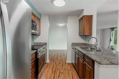 13050 SW Allen Blvd, Beaverton, OR 97005 - Photo 15