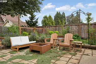 7315 N Jersey St, Portland, OR 97203 - Photo 5