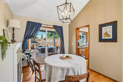 20649 SW Siletz Ct, Tualatin, OR 97062 - Photo 11