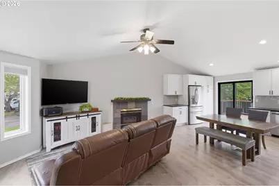 16045 SW Baler Way, Sherwood, OR 97140 - Photo 5