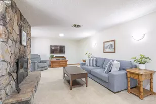 546 Bonnie Ct NW, Salem, OR 97304 - Photo 17