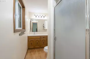 546 Bonnie Ct NW, Salem, OR 97304 - Photo 43