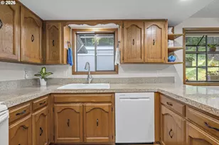 546 Bonnie Ct NW, Salem, OR 97304 - Photo 23