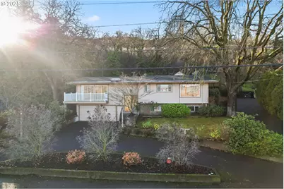 1610 Kelly Ave, The Dalles, OR 97058 - Photo 3