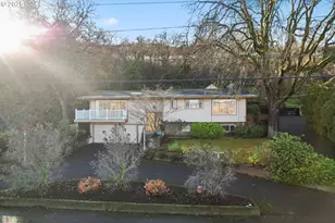 1610 Kelly Ave, The Dalles, OR 97058 - Photo 3