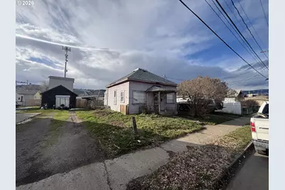 1408 N Cherry St, La Grande, OR 97850 - Photo 1
