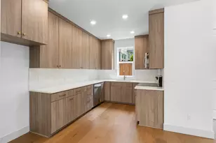 2727 SE Clinton St, Portland, OR 97202 - Photo 5
