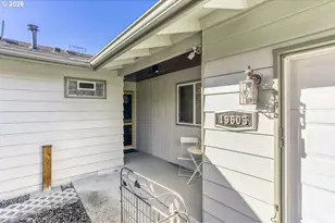 19605 SW Madeline St, Beaverton, OR 97078 - Photo 3