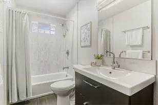 19605 SW Madeline St, Beaverton, OR 97078 - Photo 21