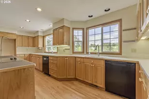 17799 NW Elkcrest Ct, Portland, OR 97229 - Photo 11