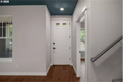 7024 NE Cherry Dr, Hillsboro, OR 97124 - Photo 5
