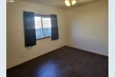 963 Crocker St, Coos Bay, OR 97420 - Photo 23