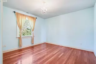 9309 NW Finzer Ct, Portland, OR 97229 - Photo 31