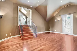 9309 NW Finzer Ct, Portland, OR 97229 - Photo 25