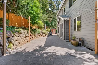 2235 Crestview Dr, West Linn, OR 97068 - Photo 37