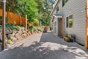 2235 Crestview Dr, West Linn, OR 97068 - Photo 37