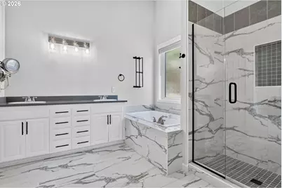 2235 Crestview Dr, West Linn, OR 97068 - Photo 13