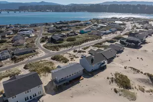 202 NW Oceania Dr, Waldport, OR 97394 - Photo 41