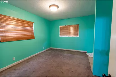 25371 Perkins Rd, Veneta, OR 97487 - Photo 15