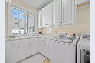 1683 Olympia Ct NW, Salem, OR 97304 - Photo 27