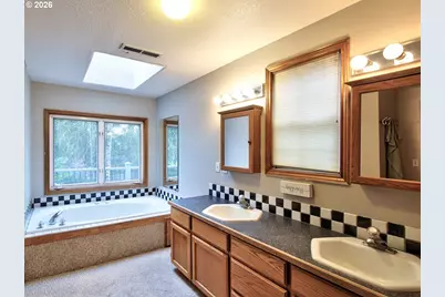 13392 SW Bradley Ln, Portland, OR 97224 - Photo 29
