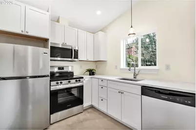 7630 N Drummond Ave, Portland, OR 97217 - Photo 47