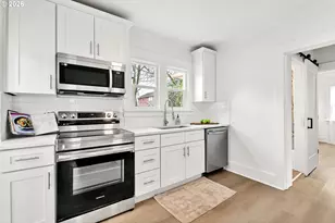 7630 N Drummond Ave, Portland, OR 97217 - Photo 11