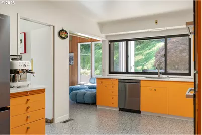 1550 SW Mitchell St, Portland, OR 97239 - Photo 19