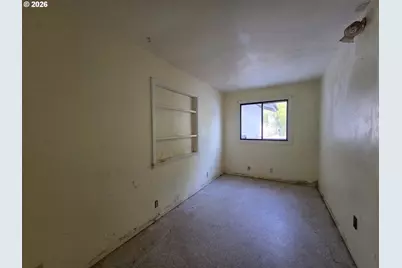 115 N 12th St, Lakeside, OR 97449 - Photo 7