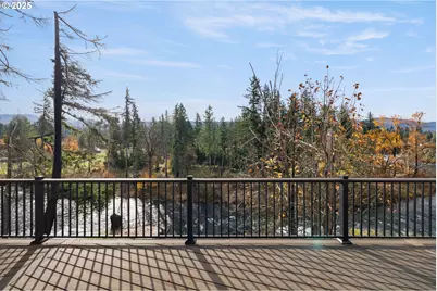 138 Santiam St, Gates, OR 97346 - Photo 9