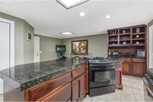 5660 SW Glenbrook Rd, Beaverton, OR 97007 - Photo 15