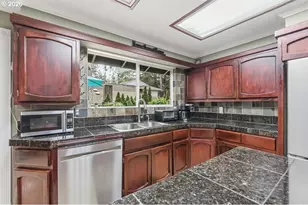 5660 SW Glenbrook Rd, Beaverton, OR 97007 - Photo 13