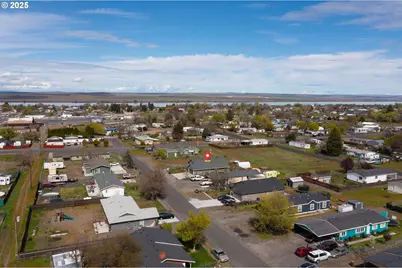 335 SE Third St, Irrigon, OR 97844 - Photo 23