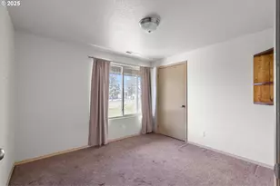 335 SE 3rd St, Irrigon, OR 97844 - Photo 17