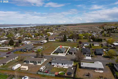 335 SE Third St, Irrigon, OR 97844 - Photo 25