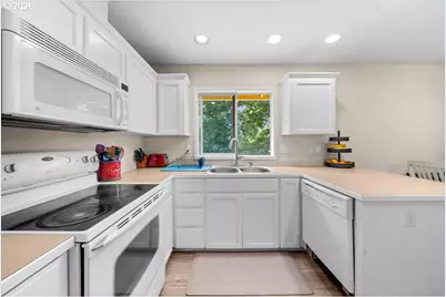 250 Forest Pl, Forest Grove, OR 97116 - Photo 19