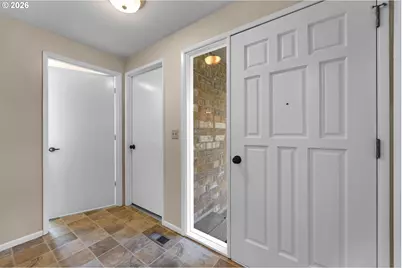 4613 E 18th St #9, Vancouver, WA 98661 - Photo 5