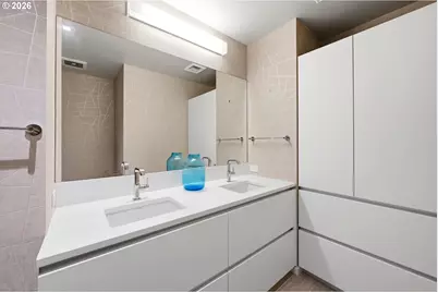 1075 NW Northrup St #2015, Portland, OR 97209 - Photo 41