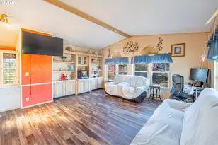 5064 Silver Loop, Salem, OR 97305 - Photo 9