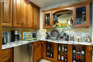 422 Jasmine Wy, Roseburg, OR 97471 - Photo 33