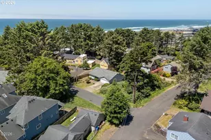 1925 NW 38th St, Lincoln City, OR 97367 - Photo 3