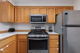1925 NW 38th St, Lincoln City, OR 97367 - Photo 13