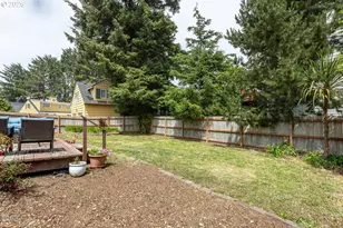 1925 NW 38th St, Lincoln City, OR 97367 - Photo 5