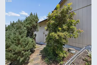 6930 SE 115th Ave, Portland, OR 97266 - Photo 31