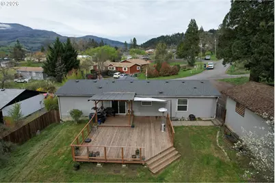 261 S Estella St, Glide, OR 97443 - Photo 19