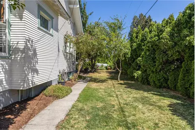 990 Taylor St, Mount Angel, OR 97362 - Photo 25