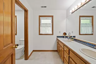 5754 Charles Cir, Lake Oswego, OR 97035 - Photo 25